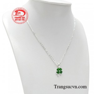 Chúng hấp dẫn các tín đồ bởi sự xinh đẹp trong thiết kế và ý nghĩa độc đáo thú vị. 