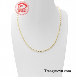 Dây chuyền phong cách thời thượng với thiết kế đơn giản, nhẹ nhàng mang lại sự sang trọng, tinh tế và dịu dàng cho các quý cô