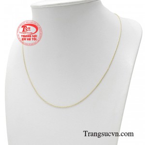 Trong những bữa tiệc ngoại giao hay những cuộc gặp gỡ bạn bè, chiếc dây chuyền là thứ nói lên tính cách và gu thẩm mỹ của bạn. 