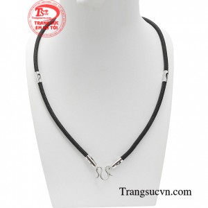 Dây dù bọc vàng thăng tiến là sự lựa chọn hoàn hảo cho phái mạnh ưa thích sự năng động, khỏe khoắn