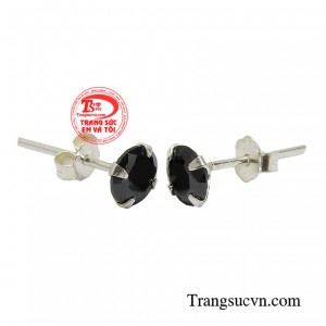 Sản phẩm sẽ là món trang sức đắc lực giúp bạn tân trang lại vẻ bên ngoài.