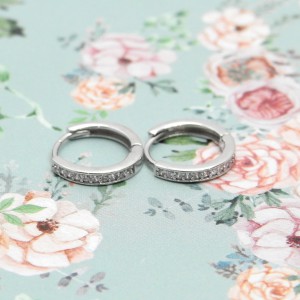 Hoa tai vàng tây dành cho nữ kiểu tinh tế