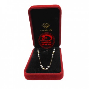 Lắc chân tình yêu