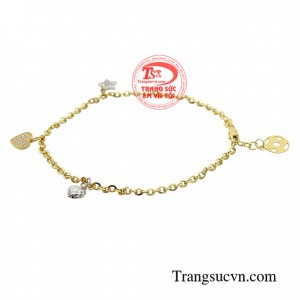 Lắc chân trái tim xinh xắn
