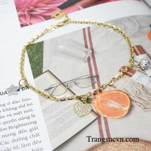 Lắc chân trái tim xinh xắn