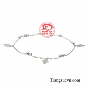 Lắc chân vàng trắng thanh lịch giúp các cô gái thêm phần điệu đà và tự tin hơn