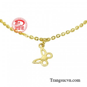 Món trang sức chắc chắn sẽ là trợ thủ đắc lực giúp chị em tỏa sáng tự tin.