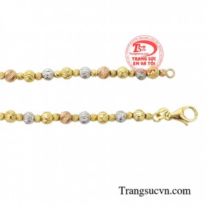 Lắc tay vàng sành điệu với những lát phay cầu kỳ