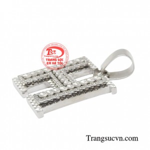 Mặt dây chuyền nam hàng hiệu chất lượng đảm bảo uy tín