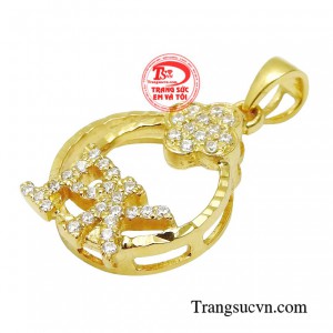 Nét đẹp đó sẽ được cộng hưởng bởi sự quyến rũ và đằm thắm của một người biết rõ điều gì phù hợp với mình