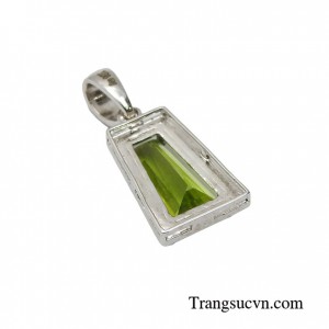 Mặt dây Peridot cao cấp