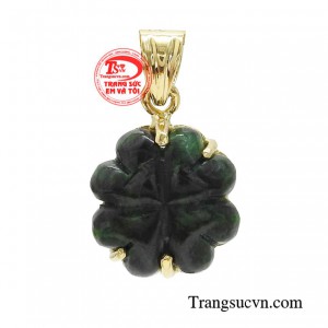 Mặt dây phú quý cẩm thạch không chỉ xem là món trang sức đem lại sự phồn thịnh và giàu có