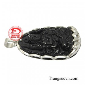 Ngài là biểu tượng của bao dung, từ bi và bình an.