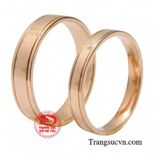 Biểu tượng vòng tròn của cặp nhẫn cưới là hình ảnh của vòng tuần hoàn bất diệt, là biểu tượng tuyệt vời cho một tình yêu trọn vẹn. 