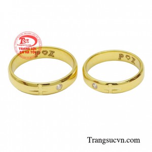 Sự gắn bó của cặp nhẫn cưới cũng tương tự như tránh nhiệm của người vợ, người chồng kể cả lúc buồn vui, lúc đầy đủ hay lúc khó khăn đều bên nhau