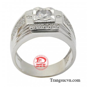 Vì vậy, món trang sức này làm cân bằng tổng thể trang phục một cách hoàn hảo và thể hiện đẳng cấp của phái mạnh.