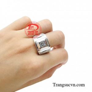 Chiếc nhẫn này sẽ khiến cho cánh mày râu hài lòng bởi sự sang trọng và lịch lãm mà nó mang lại