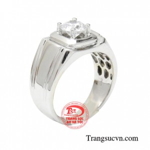 Nhẫn nam thời đại có thiết kế trẻ trung, năng động nhưng lại vô cùng tinh tế sẽ là điểm nhấn cho phong cách