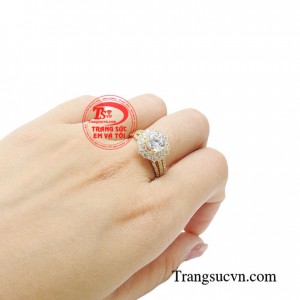 Nhẫn nữ sành điệu được thiết kế theo phong cách độc đáo, thanh lịch