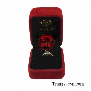 Nhẫn nữ saphir cao cấp là sản phẩm được thiết kế vô cùng sang trọng và đẳng cấp