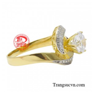 Bằng cách kết hợp khéo léo, các nàng có thể vừa khoe được vẻ đẹp rực rỡ của món trang sức, vừa tôn lên sự hài hòa của trang phục. 