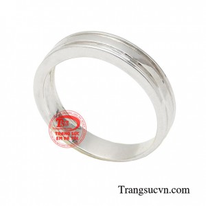 Nhẫn vàng trắng được thiết kế hiện đại, trẻ trung phù hợp với nhiều trang phục khác nhau