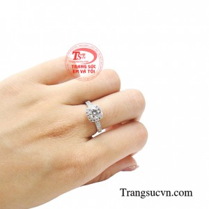Nhẫn vàng trắng thuần khiết