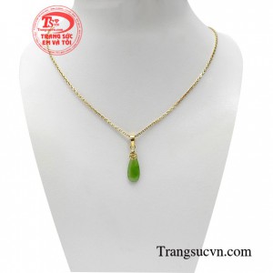 Bộ dây cẩm thạch tài lộc mang lại sự sang trọng, tinh tế và dịu dàng cho phái đẹp