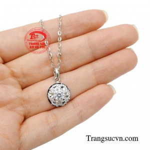 Sản phẩm sẽ là gợi ý hữu ích giúp bạn nổi bật giữa đám đông.