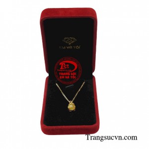 Bộ dây chuyền này mang được thiết kế rất tinh tế mang đến cho khách hàng sự hài lòng nhất