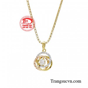 Với món trang sức này chắc chắn phong cách của bạn sẽ được nâng lên một tầm cao mới.