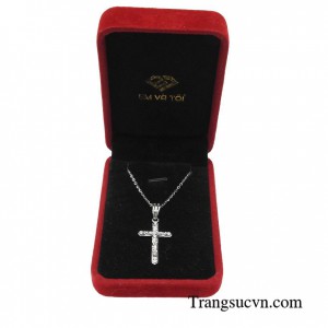 Bộ thánh giá ban ơn được thiết kế độc đáo và rất sang trọng