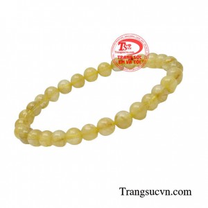 Thạch anh tóc vàng còn có tác dụng giải tỏa mọi căng thẳng, stress giúp gia chủ luôn cảm thấy thư thái, minh mẫn và tràn đầy sức sống