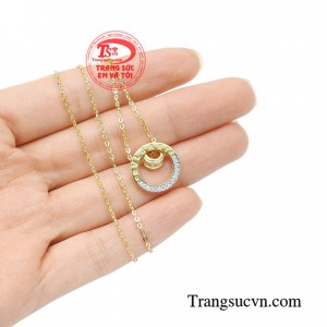 Chế tác theo kiểu vàng 10k sang trọng