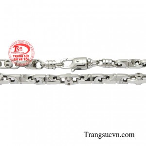 Càng những người thành đạt, đỉnh cao sự nghiệp thì lại càng chú trọng đến trang sức.