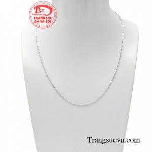 Dây chuyền nữ duyên dáng thời thượng là sự lựa chọn hoàn hảo cho những cô nàng yêu thích nét nhẹ nhàng, mong manh