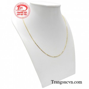 Dây chuyền quý phái hứa hẹn tạo nên xu hướng thời trang trong năm nay, được nhiều bạn nữ yêu thích và lựa chọn