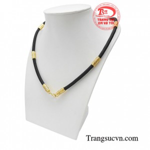 Từng chi tiết được gắn kết tỉ mỉ với nhau làm cho sản phẩm trở nên cao cấp hơn nhiều