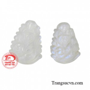 Phù hợp với mọi lứa tuổi, hợp thời trang và trang phục