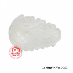 Đá mặt trăng tốt cho người mệnh kim và mệnh thủy