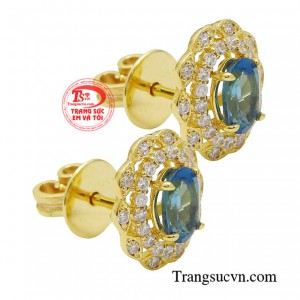 Thông qua món trang sức mà người phụ nữ thể hiện được cá tính và gu thẩm mỹ riêng biệt. 