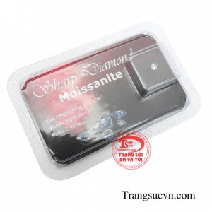 Kim cương nhân tạo Moissanite