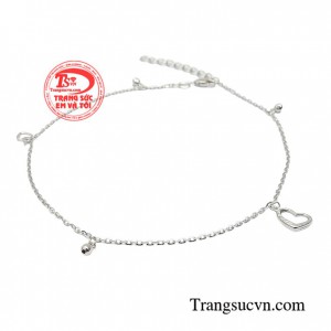 Lắc chân trái tim hạnh phúc mang lại cho phái đẹp nét thanh lịch, thời trang và phong cách