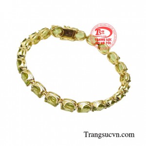 Nếu bạn là người có tính cách nóng nảy, dễ cáu gắt hay mất bình tĩnh thì nên sử dụng loại đá này bởi nó sẽ giúp kiềm chế cảm xúc tốt hơn