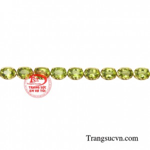 Lắc tay peridot may mắn