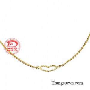 Lắc trái tim hạnh phúc sẽ là gợi ý hay để làm quà tặng cho bạn gái trong những dịp đặc biệt