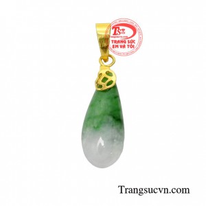 Mặt dây cẩm thạch bình an có tác dụng giúp ổn định sức khỏe và đem lại tài lộc, tiền tài cho người dùng