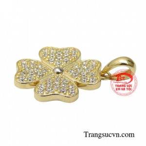 Mặt dây chuyền may mắn mang ý nghĩa may mắn cho người được tặng