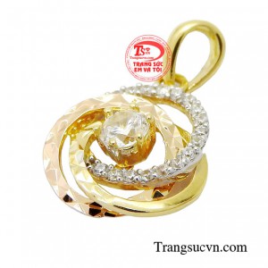Một món đồ tuy đơn giản nhưng lại có thể giúp chủ nhân biến hóa đa dạng với nhiều phong cách, nhiều kiểu trang phục khác nhau.