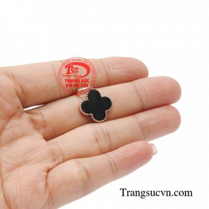 Mặt dây chuyền nữ vàng